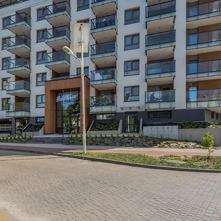 Pet Friendly Bel Mare With Parking By Renters Apartman Międzyzdroje